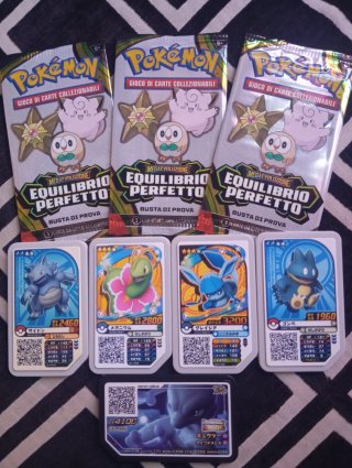 Lote Pokémon sobres y fichas japonesas