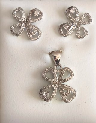 Conjunto Pendientes y Colgante Plata