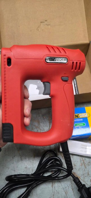 Grampeador Elétrico Tacwise 140EL Pro