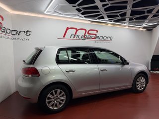 Volkswagen Golf 1.6 TDI 105 Advance BlueMotion Tech