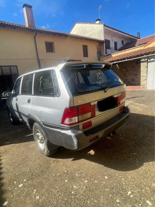 SsangYong Musso 2001