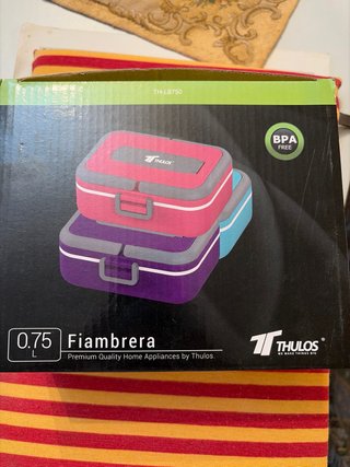 Fiambrera de silicona plegable