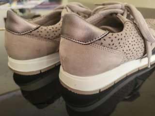 Zapatillas de mujer. Imac.Talla 39. Nuevas.