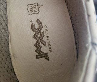 Zapatillas de mujer. Imac.Talla 39. Nuevas.