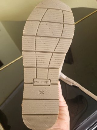 Zapatillas de mujer. Imac.Talla 39. Nuevas.