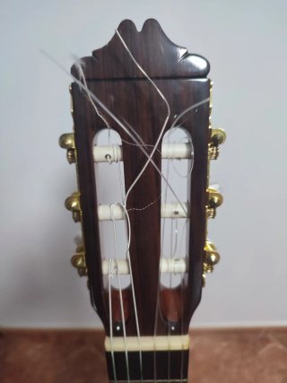 Guitarra Valeriano Bernal Prodigio