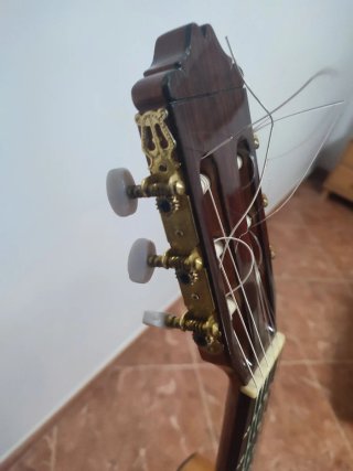 Guitarra Valeriano Bernal Prodigio
