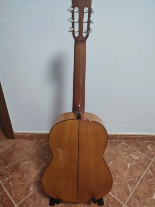 Guitarra Valeriano Bernal Prodigio