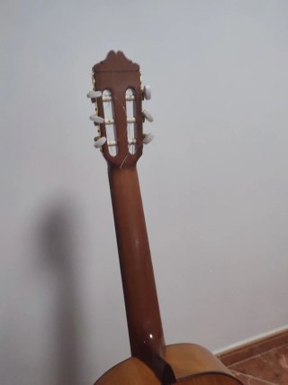 Guitarra Valeriano Bernal Prodigio
