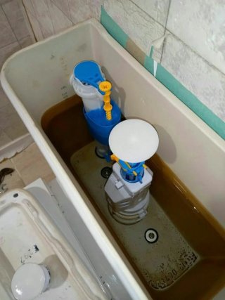 Fontanero. Sifón, desagüe, grifo, desatasco...