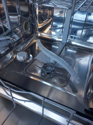 URGE VENTA POR REFORMA!Lavavajillas Indesit