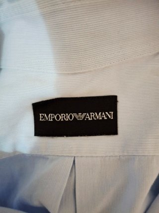 Camisa azul de vestir