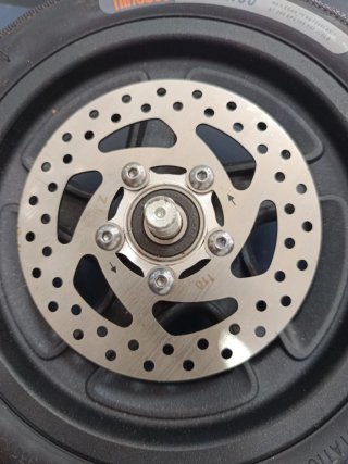 Rueda Ninebot 10x2.50 con disco freno