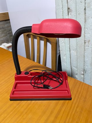 Lámpara flexo roja vintage