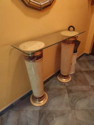Colonne Egizie con Mensola in Vetro