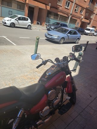 Daelim Daystar 125cc Roja y Negra