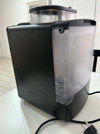 Cafetera Súper Automática Krups Negra