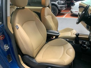 MINI Cooper gasolina 120 cvs techo, full cuero....