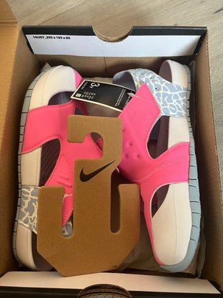 Sandalias Jordan Niños Talla 35 Rosa y Azul