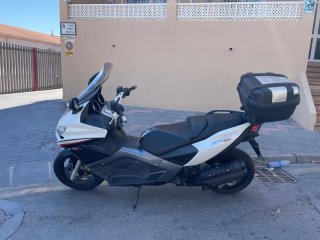 Aprilia SRV 850cc Maxi Scooter