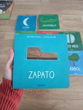 9 libros colección de la cuna a la luna