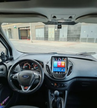 Ford Transit Courier 2018