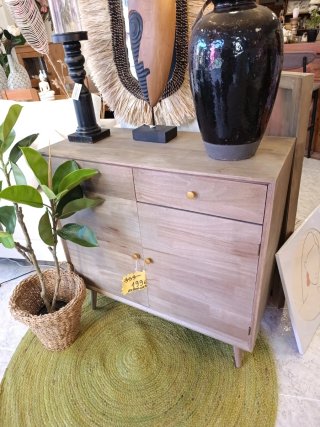 Aparador de madera