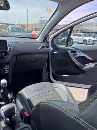 Peugeot 2008 2015