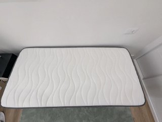 Cama 90x185 con Colchón - Estructura Negra