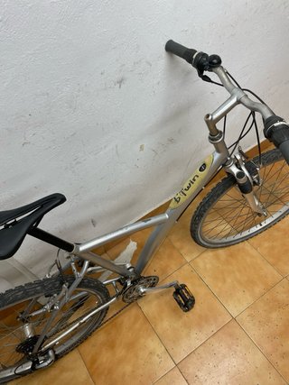 Bici Paseo B-Twin Plata