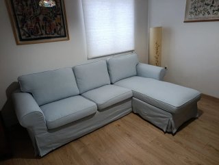 Sofá chaise longue gris tela