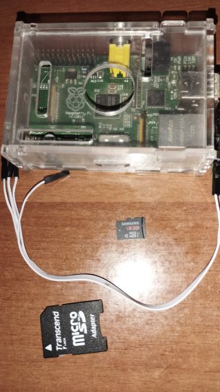 Raspberry Pi 1 B + Caja + USB-TTL + SD