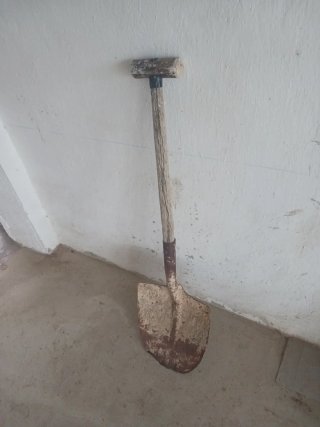 Pala con manico lungo