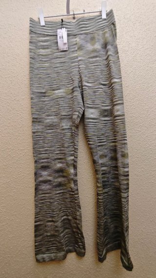 Conjunto cárdigan y pantalón estampado