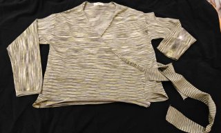 Conjunto cárdigan y pantalón estampado