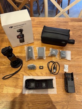 DJI Osmo Pocket 3 Creator Combo