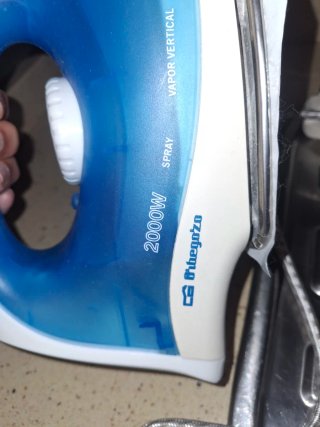 Plancha de vapor 2000W