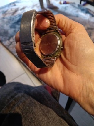 Reloj digital antiguo SUMO