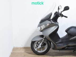SUZUKI BURGMAN 200