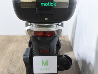 SUZUKI SIXTEEN 125 (TOP CASE)