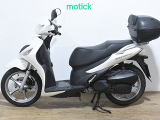 SUZUKI SIXTEEN 125 (TOP CASE)