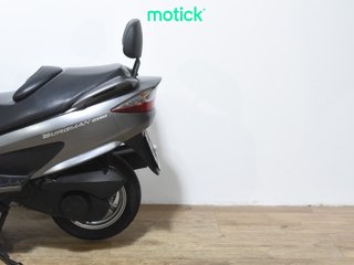 SUZUKI BURGMAN 200