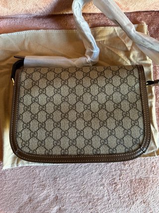 Bolso Gucci Horsebit 1955 GG Supreme