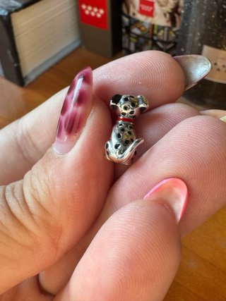 Charm 101 Dálmatas Pandora Plata