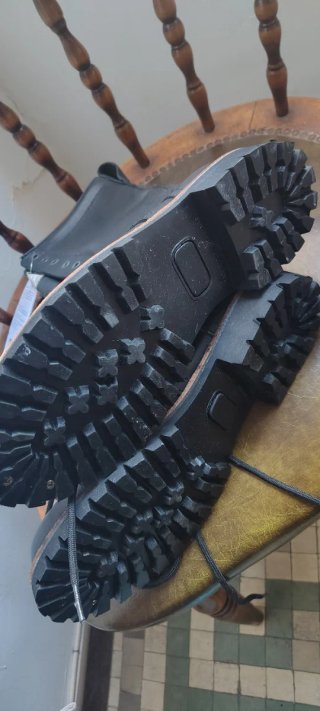 Botas militares negras