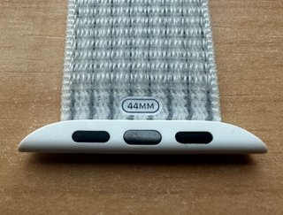 Apple Watch X Nike 44mm. Summit White Sport Loop