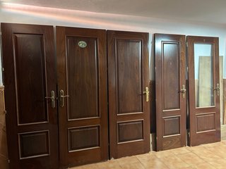 8 Puertas Madera.