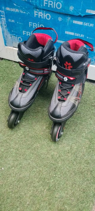 Patines en línea Tijuana Talla 37-38...como nuevas