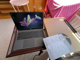 Ordenador HP Gris