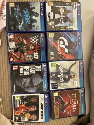 Consegna di giochi PS4 - 8 giochi